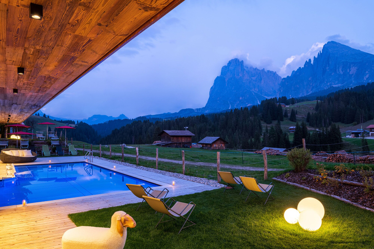 Sport & Beauty 2, Saltria - your Alpine experience, Bolzano