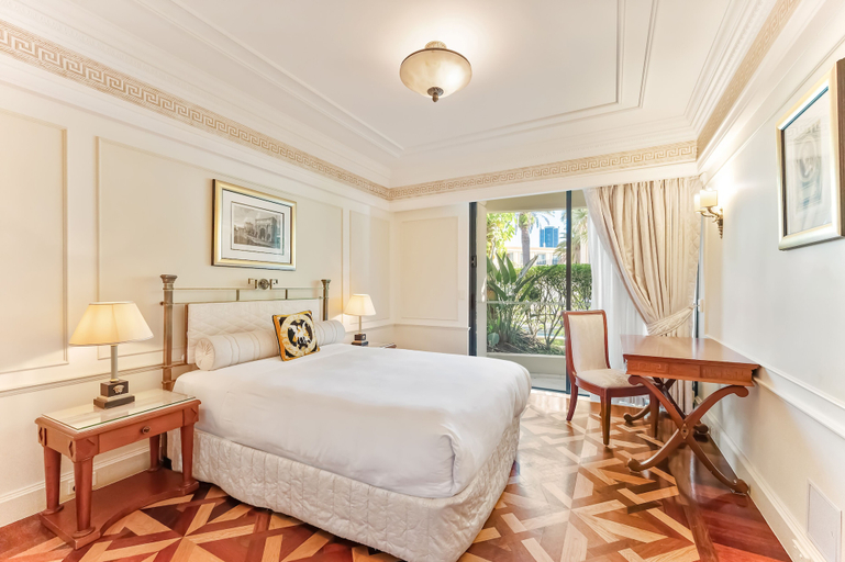 Bedroom 4, Imperial Hotel Gold Coast, Gold Coast
