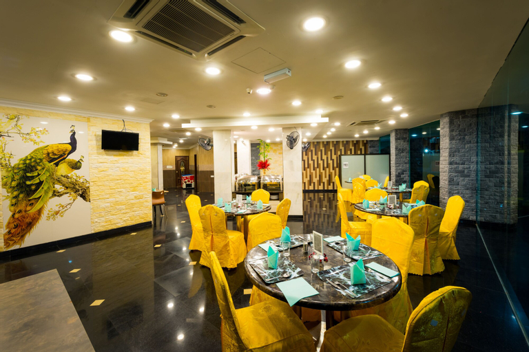 Food & Drinks 15