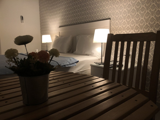 Bedroom 4, Columbia Hotel, Qasr an-Nil