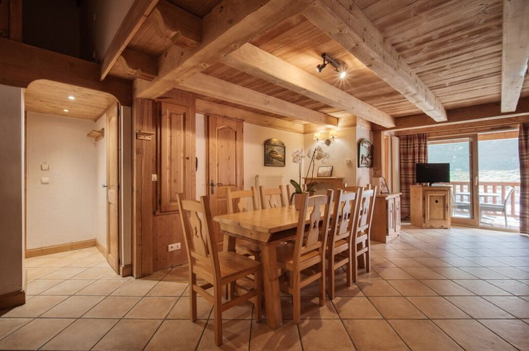 Living area 2, Appartement Ecrin 426, Savoie