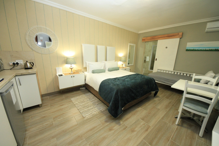 Bedroom 4, Bay View Guest House Somerset West, City of Cape Town