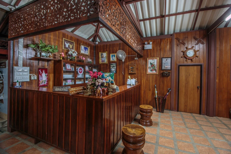 Food & Drinks 5, Mitkhoonyoum Hotel, Khun Yuam