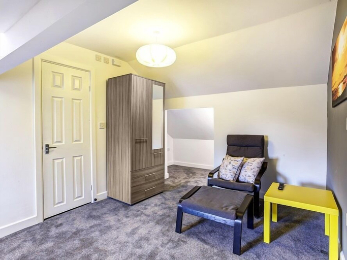 Others 5, Townhouse Plus @ 166 Edleston Road Crewe, Cheshire East