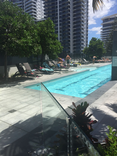 Sport & Beauty 3, Large Apartment at Oracle Resort, Gold Coast