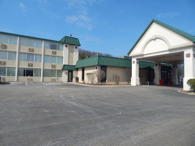 Exterior & Views 2, Ramada by Wyndham Beaver Falls, Beaver