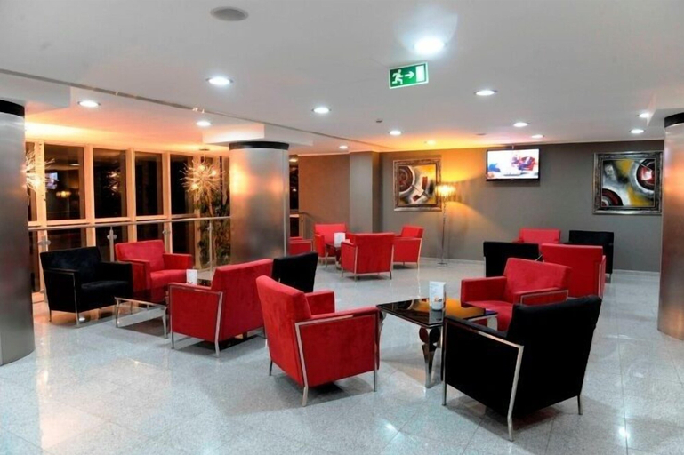 Others 5, Aparthotel Tropicana, Ingombota