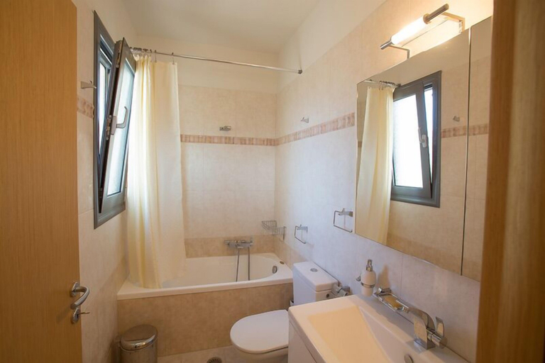 Bathroom 4, Haraki Villas, South Aegean