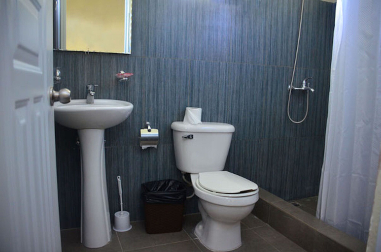 Bathroom 3, Great Palm View - Apartment 3 in Villa Coconut, Santa Bárbara de Samaná