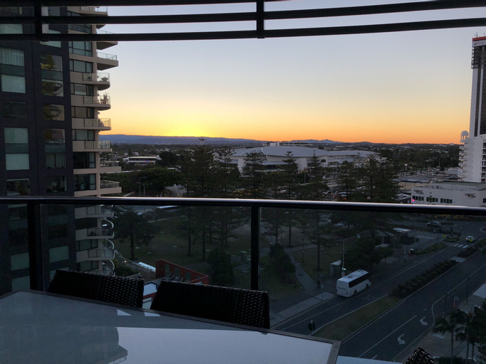 Exterior & Views 1, Large Apartment at Oracle Resort, Gold Coast
