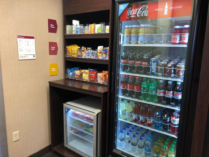 Food & Drinks 5, Comfort Suites Elkhart South, Elkhart