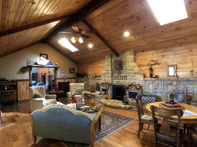 Food & Drinks 5, Walnut Waters Bed & Breakfast, Johnson