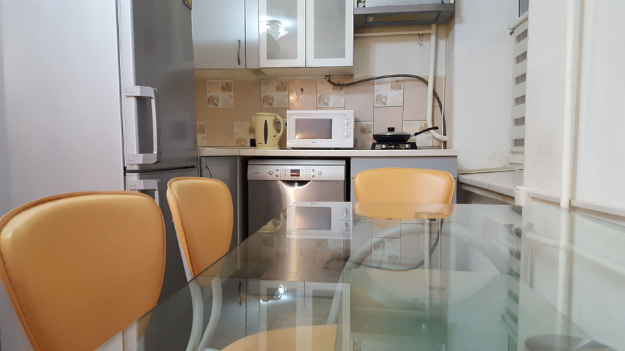Others 3, DeLuxe Apartment Arkhitektora Vlasova, Western