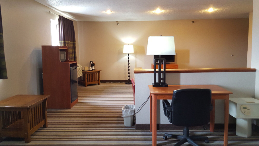 Others 5, Super 8 by Wyndham Abingdon VA, Washington
