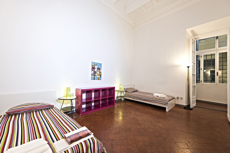Room 5, Santi Apostoli, Florence