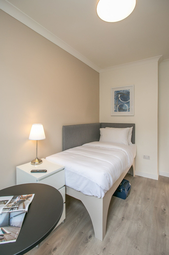 Bedroom 2, St Stephen's Green District Apartments 2, Dublin