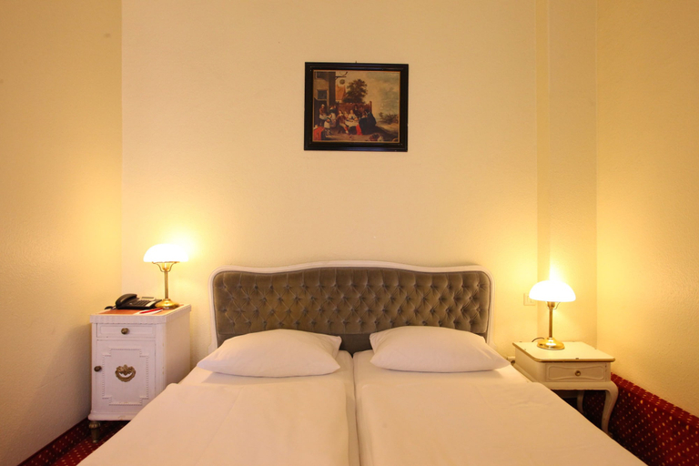 Bedroom 3, acom Hotel Berlin Kurfürstendamm, Berlin