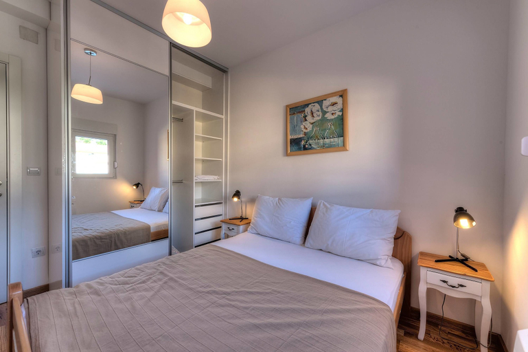 Bedroom 3, Apartments Delfin