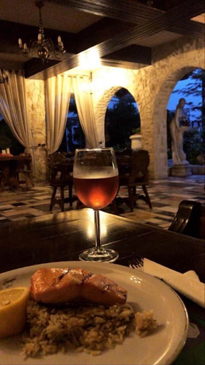 Food & Drinks