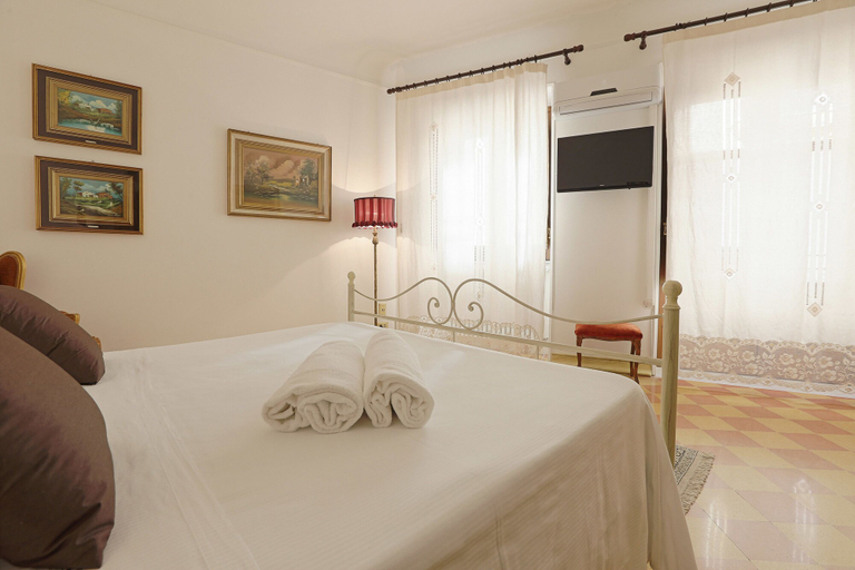 Bedroom 4, Atenea Luxury Suites, Agrigento