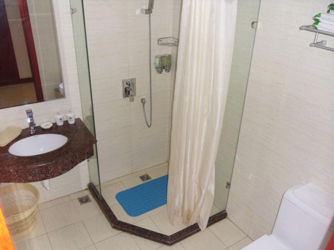 Bathroom 3, GreenTree Inn Bengbu Longhu Express Hotel, Bengbu
