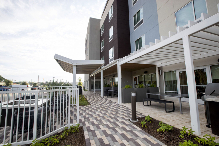 Exterior & Views 2, TownePlace Suites by Marriott Conroe, Montgomery
