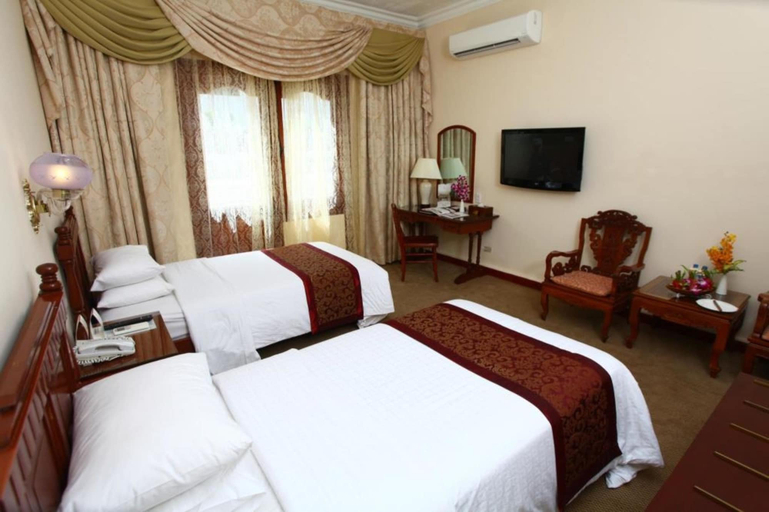 Bedroom 3, Hotel Continental Saigon, District 1