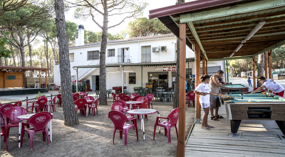 Food & Drinks, Camping Neptuno, Girona