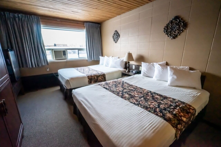 Bedroom 4, Vegreville Garden Inn, Division No. 10
