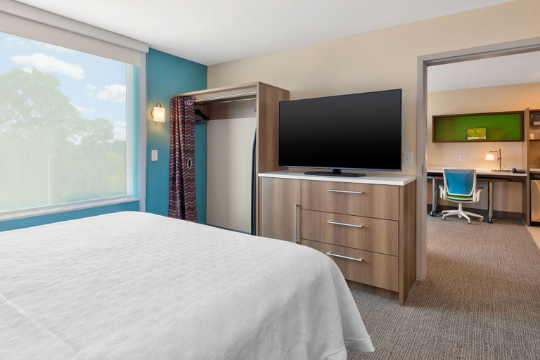 Bedroom 3, Home2 Suites by Hilton Battle Creek, Calhoun