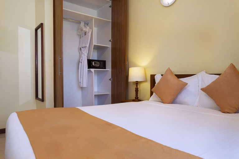Bedroom 2, The Cycads Suites, Langata