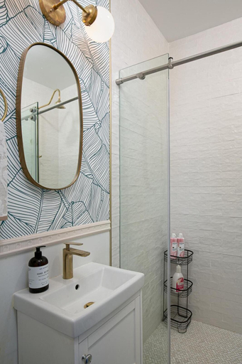 Bathroom 2, Beautiful Studio Near Hollywood! Sleeps 2!, Los Angeles