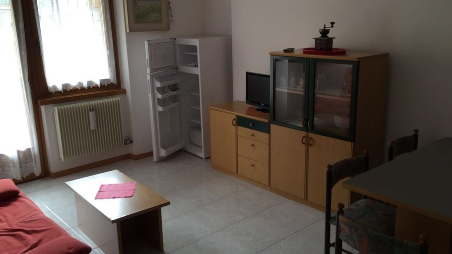 Living area, Residence Failoni, Trento