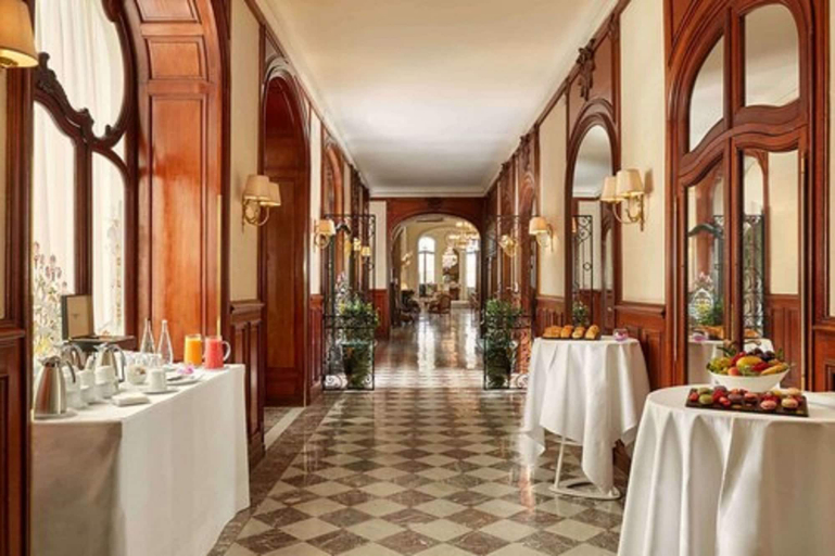Food & Drinks 5, Hotel Regina Louvre, Paris