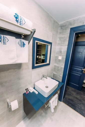 Bathroom 5, Hotel Sapphire Bakuriani, Borjomi