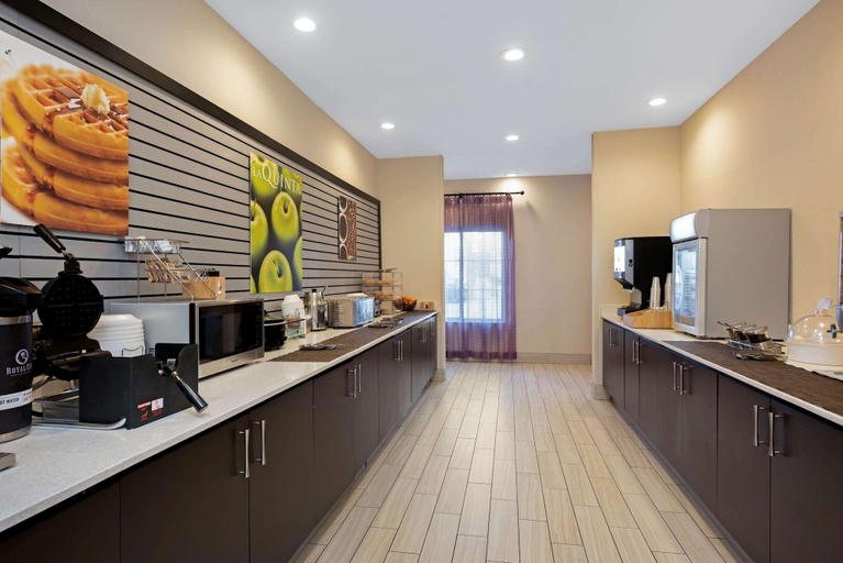 Food & Drinks 5, La Quinta Inn & Suites by Wyndham West Monroe, Ouachita