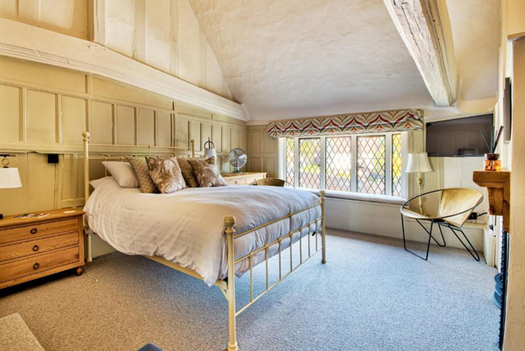 Bedroom 2, The WoolPack Inn, Essex