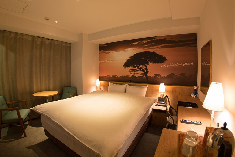 Bedroom 3, The Wall Hotel, Osaka