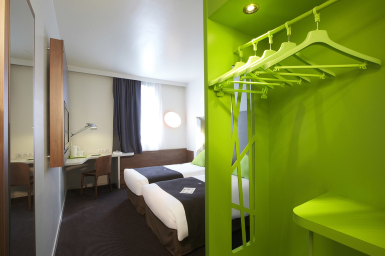 Bedroom 3, Campanile Montbeliard - Sochaux, Doubs