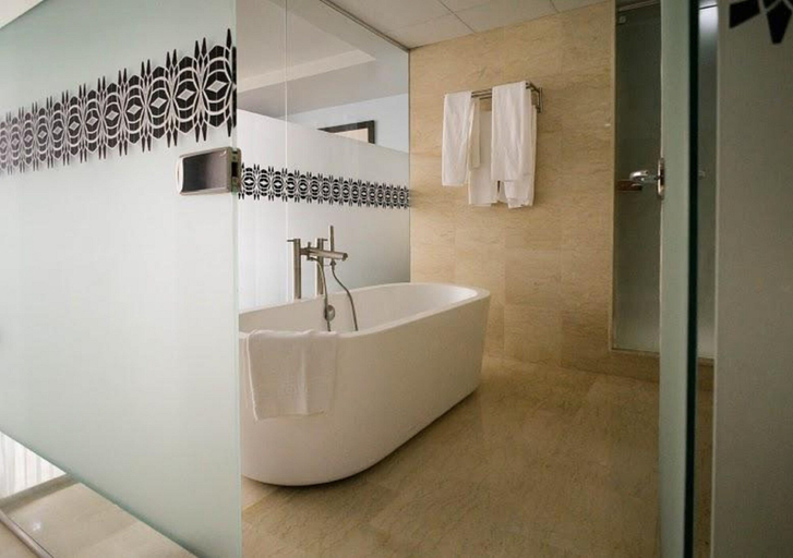 Bathroom 3, Hotel Adef, Oran