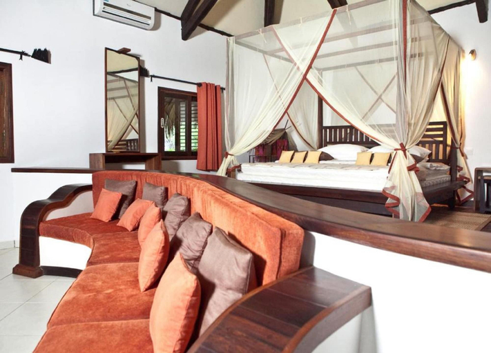 Bedroom 3, Ravintsara Wellness Hotel, Diana