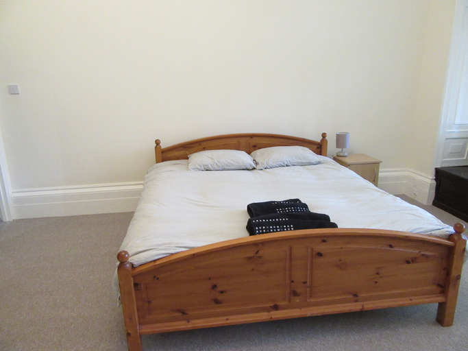 Bedroom 2, No 1, Sefton