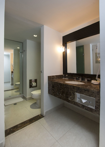 Bathroom 4, Grand Decameron Los Cabos, A Trademark  Resort, La Paz