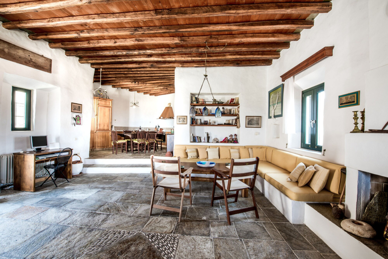 Others 5, Villa Vrissi, South Aegean