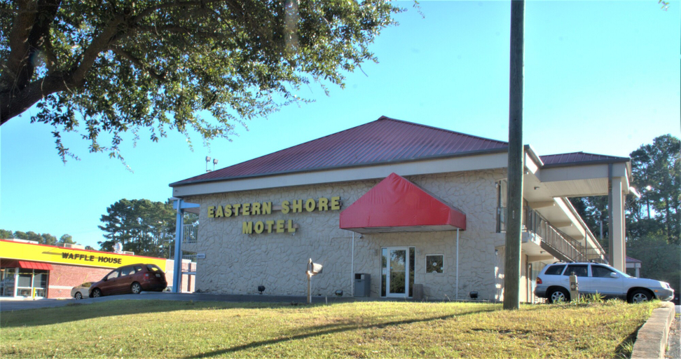 Exterior & Views 2, Eastern Shore Motel, Baldwin