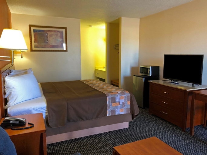 Bedroom 3, Americas Best Value Inn Sullivan, Franklin