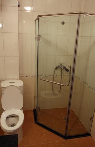 Bathroom, ZO Hotels Ton Duc Thang, Đống Đa