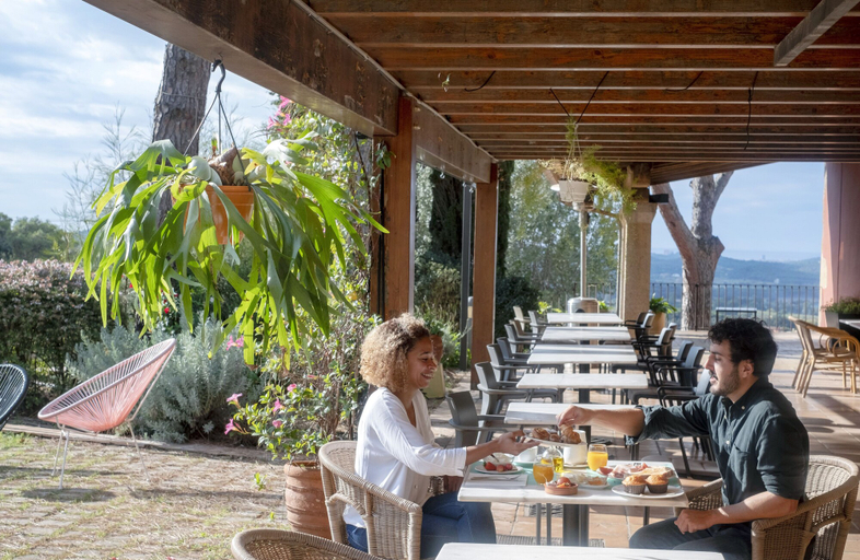 Food & Drinks 5, Mas Ses Vinyes - Adults Only, Girona