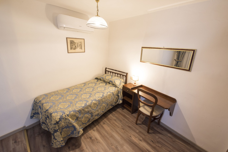 Bedroom 4, Albergo Casa Peron, Venezia