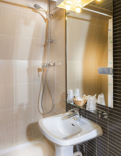 Bathroom 4, Hotel de France Quartier Latin, Paris